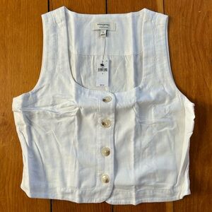 Banana Republic linen cropped vest